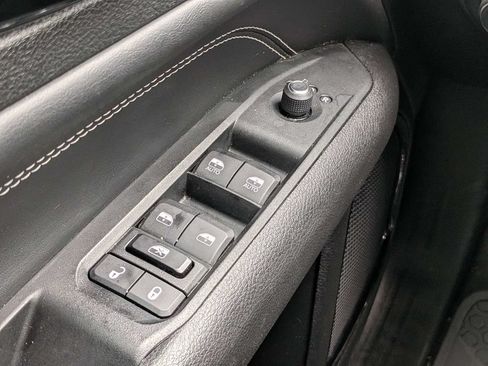 Used 2022 Jeep Compass Latitude w/ Convenience Group AWD/4WD image 26