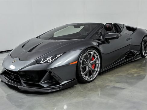 Used 2020 Lamborghini Huracan EVO AWD/4WD image 5