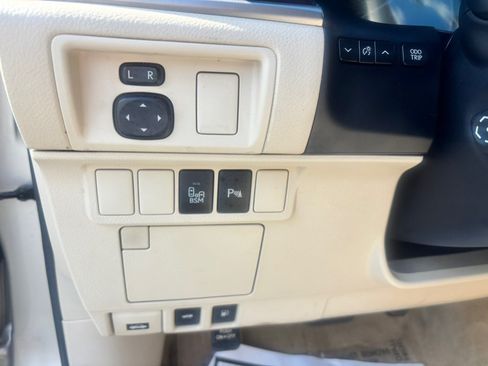 Used 2015 Lexus ES 350 F Sport w/ Luxury Package FWD image 43