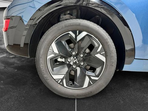 Used 2025 Kia Niro Wind w/ Wind Preserve Package image 39