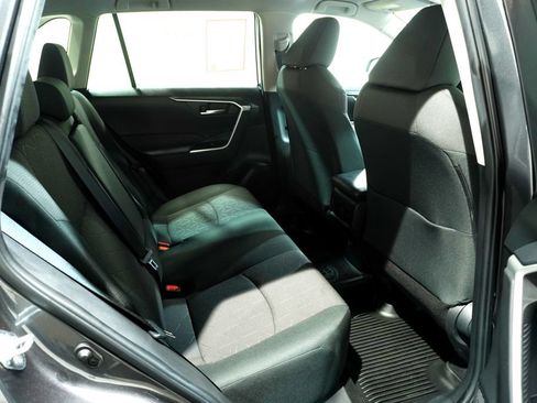 Used 2023 Toyota RAV4 XLE AWD/4WD image 13