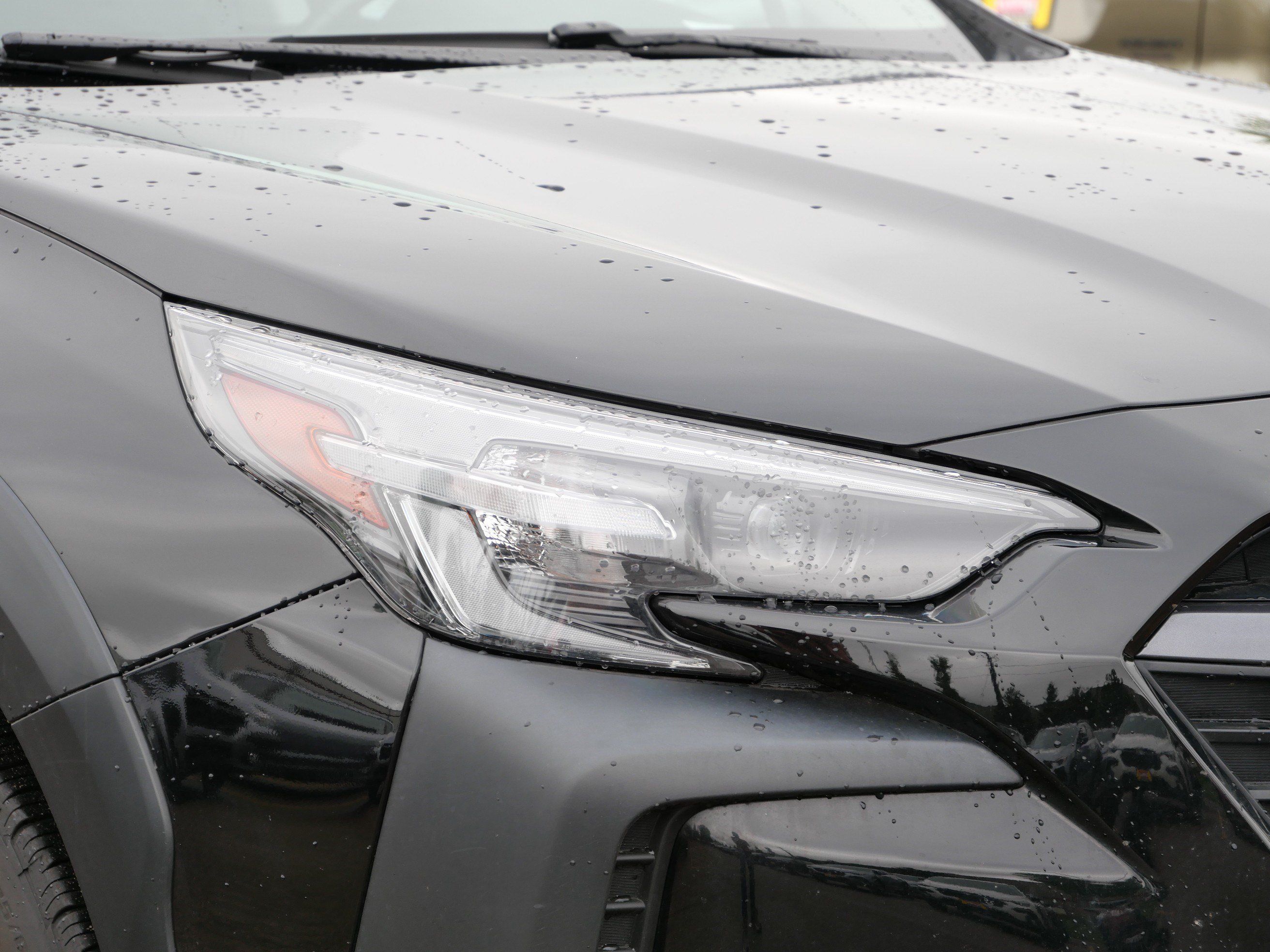 Used 2023 Subaru Outback Premium AWD/4WD image 16