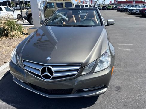 Used 2013 Mercedes-Benz E 350 Cabriolet image 3