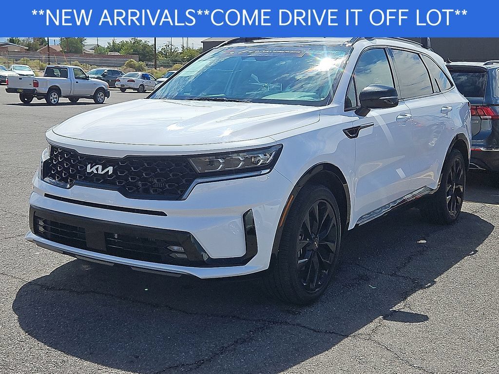 Certified 2022 Kia Sorento SX FWD image 1
