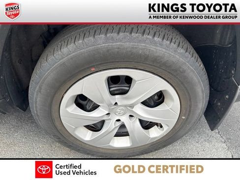 Used 2023 Toyota RAV4 LE FWD image 12