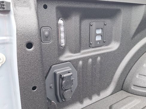 New 2026 Ford F250 Platinum image 29