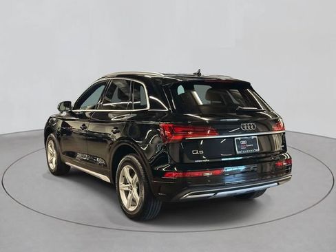 Certified 2024 Audi Q5 Premium w/ Convenience Package AWD/4WD image 3