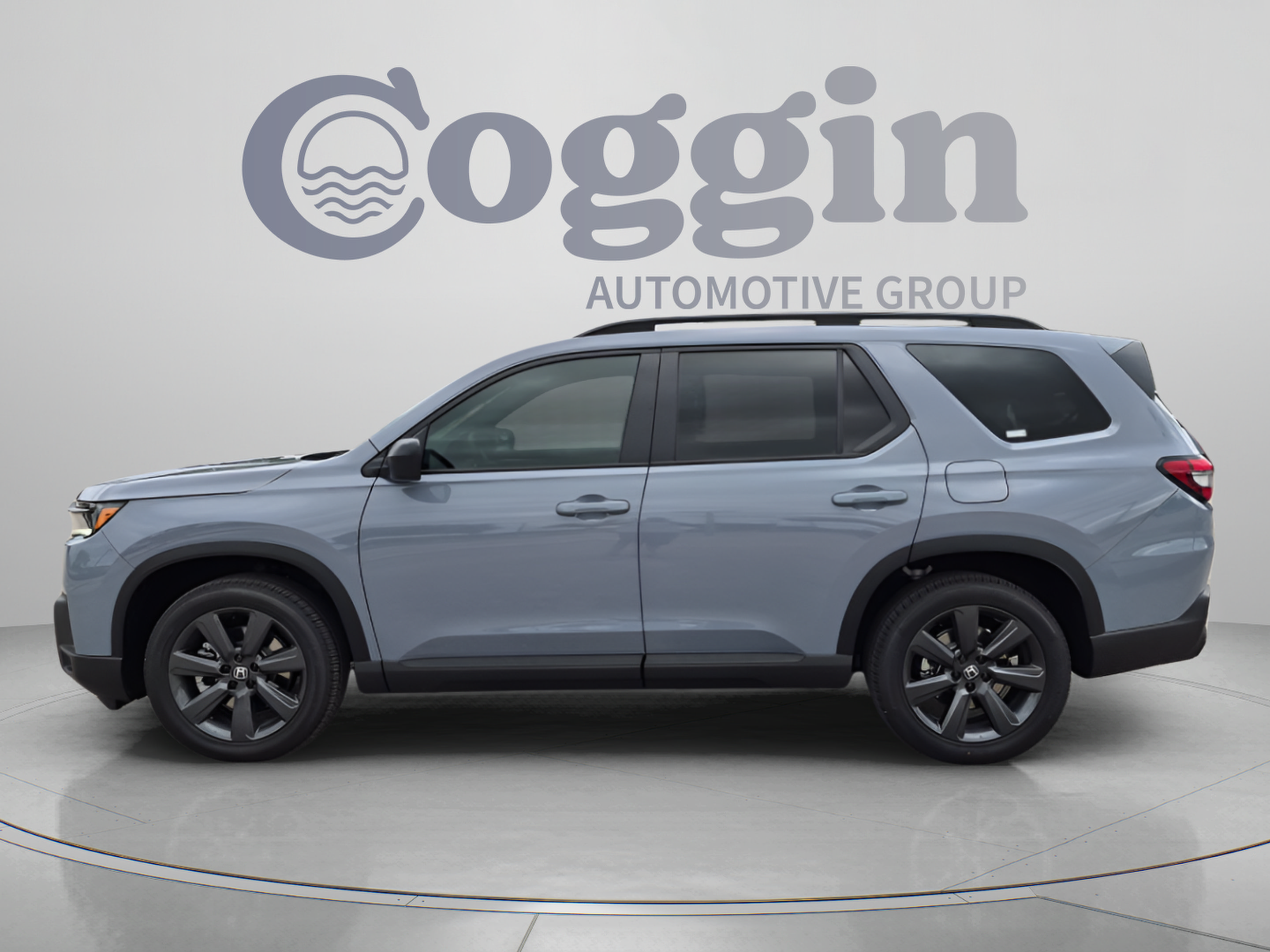 New 2026 Honda Pilot Sport image 3