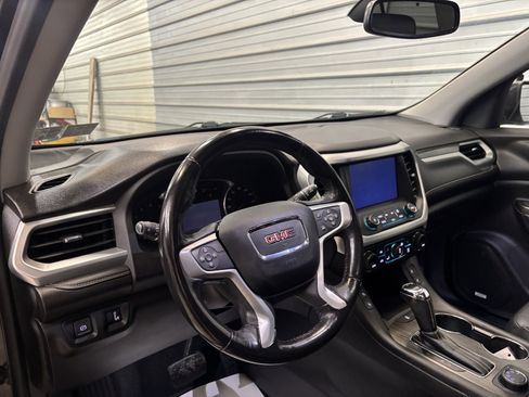 Used 2019 GMC Acadia SLT image 10