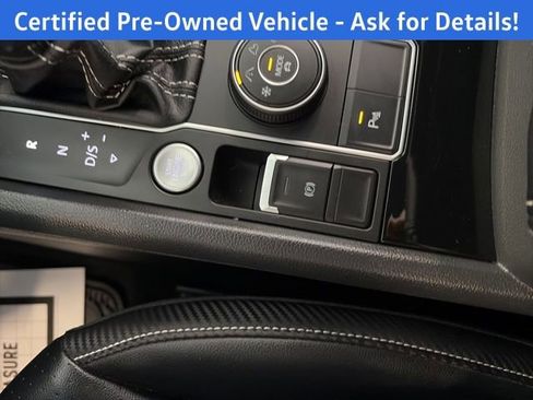 Certified 2022 Volkswagen Atlas Cross Sport SE image 22