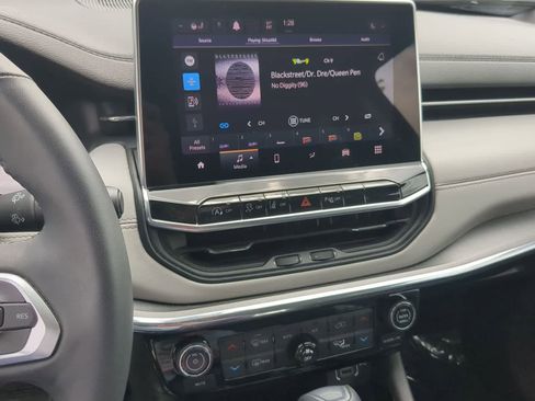 Certified 2023 Jeep Compass Limited AWD/4WD image 27