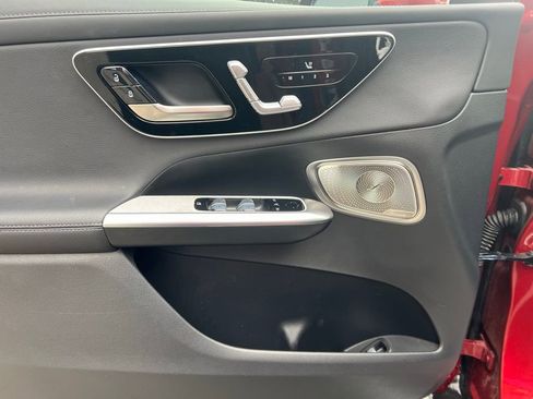 Used 2023 Mercedes-Benz GLC 300 GLC 300 image 12