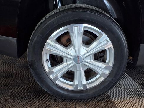 Used 2017 GMC Terrain SLE w/ Cargo Package image 7