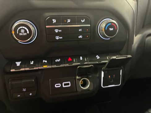 Used 2024 Chevrolet Silverado 2500 Custom w/ Custom Value Package AWD/4WD image 26