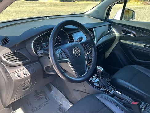 Used 2019 Buick Encore Preferred FWD image 18