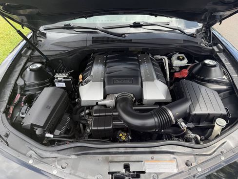 Used 2010 Chevrolet Camaro SS w/ RS Package RWD image 13