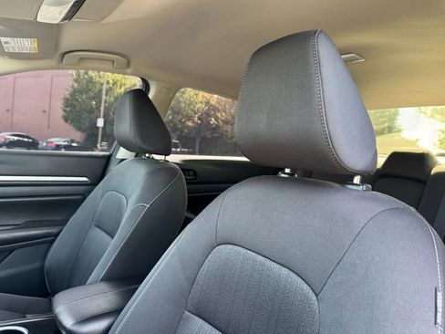 Used 2023 Nissan Altima 2.5 SV image 10