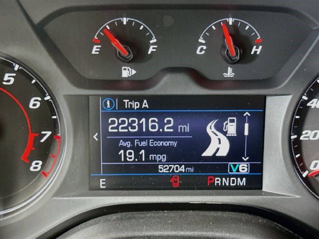 Used 2020 Chevrolet Camaro LT RWD image 15