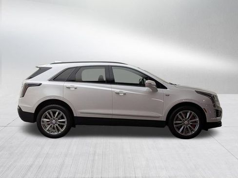 Certified 2024 Cadillac XT5 Sportv w/ LPO, Floor Liner Package AWD/4WD image 4