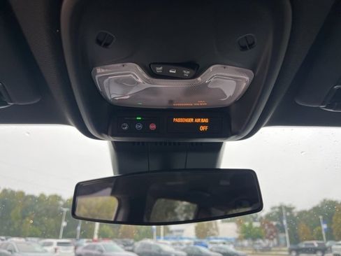 New 2026 Chevrolet Colorado W/T image 28