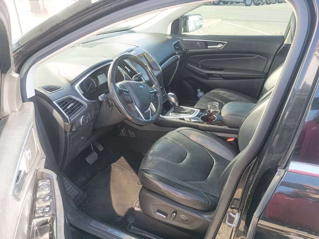 Used 2015 Ford Edge Titanium AWD/4WD image 8