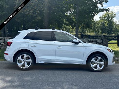 Used 2023 Audi Q5 2.0T Premium Plus w/ Premium Plus Package AWD/4WD image 3