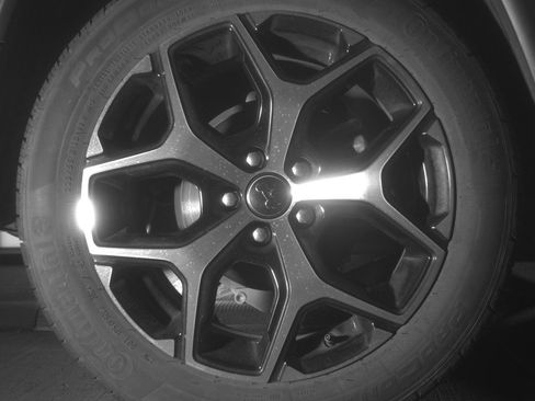 Used 2025 Jeep Compass Limited image 15