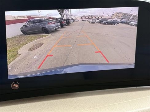 Used 2024 Cadillac XT4 Premium Luxury image 17