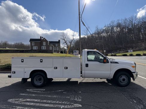 Used 2016 Ford F350 XL w/ Power Equipment Group image 4