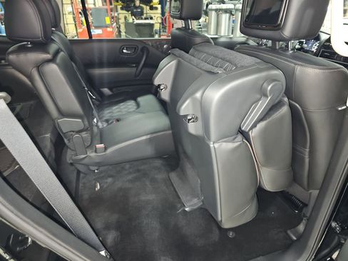 Used 2022 Nissan Armada Platinum image 21