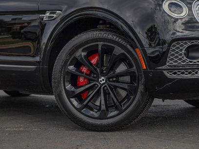Used 2017 Bentley Bentayga