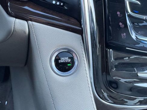 Used 2016 Cadillac Escalade ESV Luxury image 34