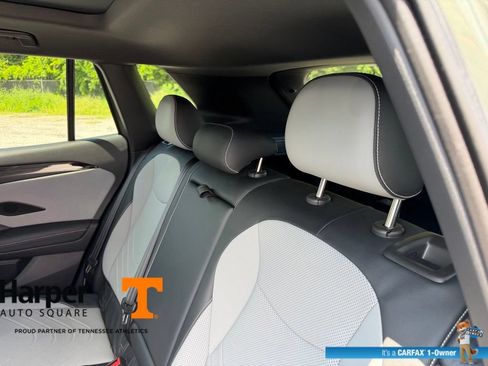Used 2025 Volkswagen Tiguan SE R-Line AWD/4WD image 9