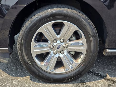 Used 2021 Ford Expedition Max Limited RWD image 11