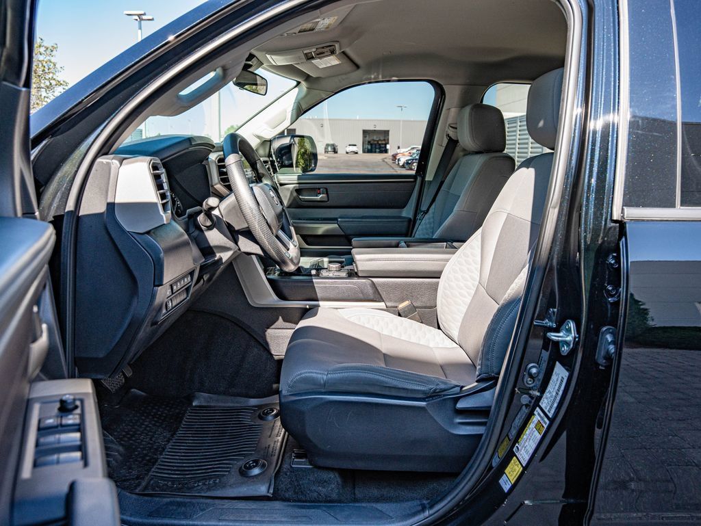 Used 2024 Toyota Tundra SR5 w/ SR5 Convenience Package AWD/4WD image 29
