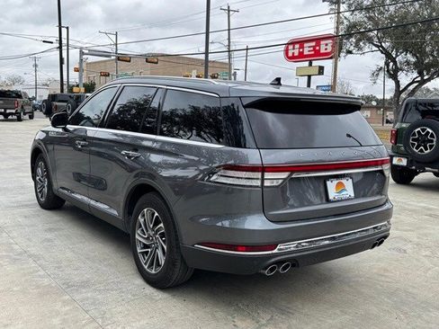Used 2023 Lincoln Aviator 2WD image 8