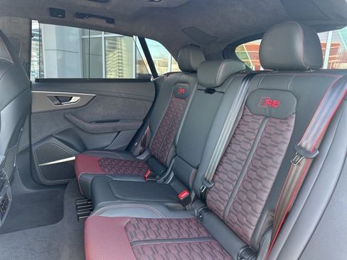 New 2026 Audi RS Q8 performance image 13