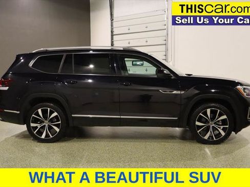Used 2024 Volkswagen Atlas SEL Premium R-Line AWD/4WD image 11