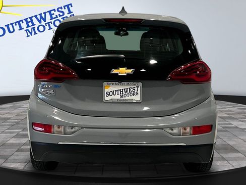 Used 2021 Chevrolet Bolt LT FWD image 6
