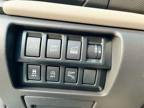 Used 2024 Subaru Forester Limited image 10