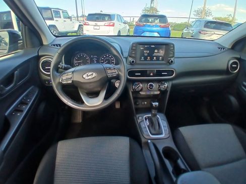 Used 2021 Hyundai Kona SEL FWD image 25