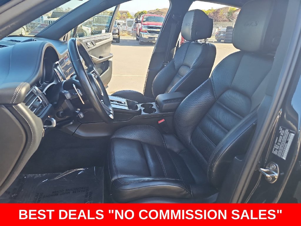 Used 2024 Porsche Macan GTS AWD/4WD image 15