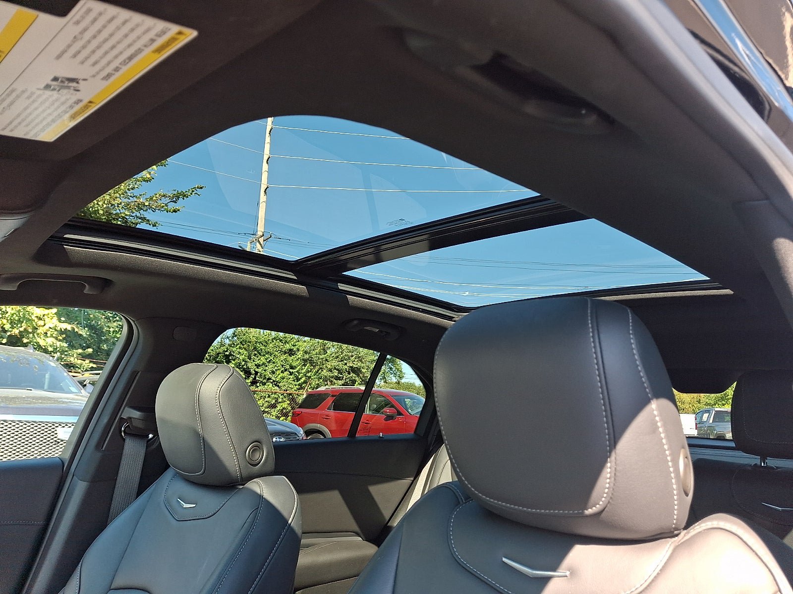 Certified 2024 Cadillac XT4 Premium Luxury AWD/4WD image 13