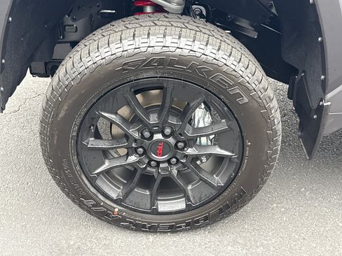 New 2026 Toyota Tundra Limited AWD/4WD image 5