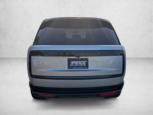 Used 2025 Land Rover Range Rover SE AWD/4WD image 6