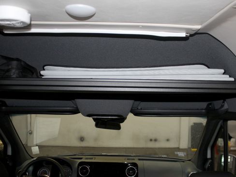 Used 2020 Mercedes-Benz Sprinter 2500 image 43