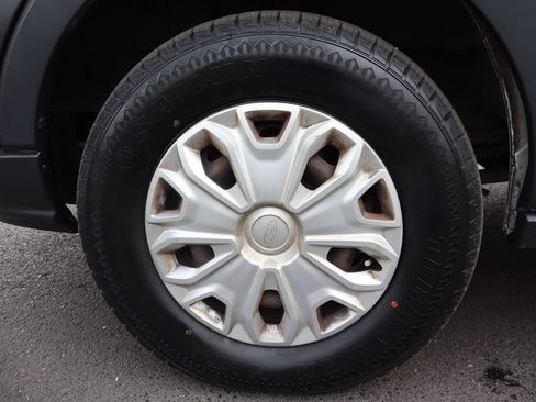 Used 2015 Ford Transit 350 XLT image 41