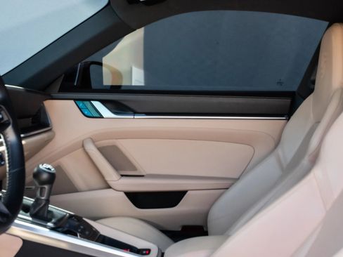 Used 2021 Porsche 911 Carrera S image 22