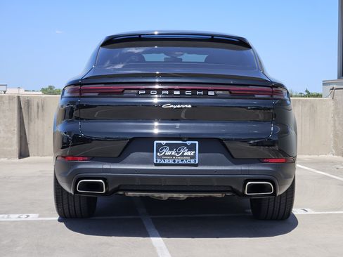 Certified 2026 Porsche Cayenne Coupe AWD/4WD image 7