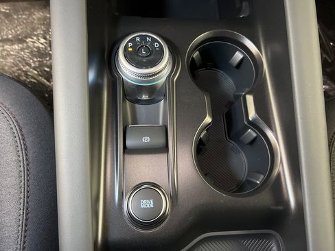 New 2025 Ford Explorer Active image 14